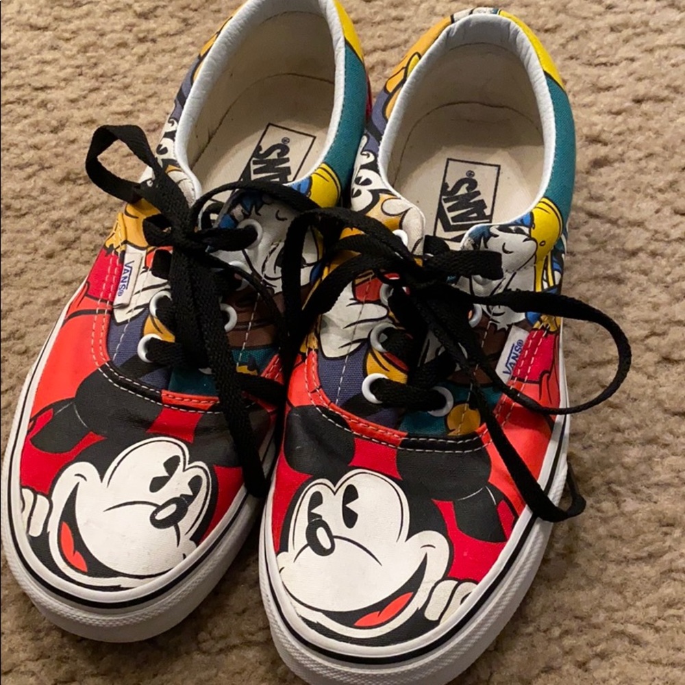 Disney Vans, Mickey & Friends. 7 Women, 5.5 Men.